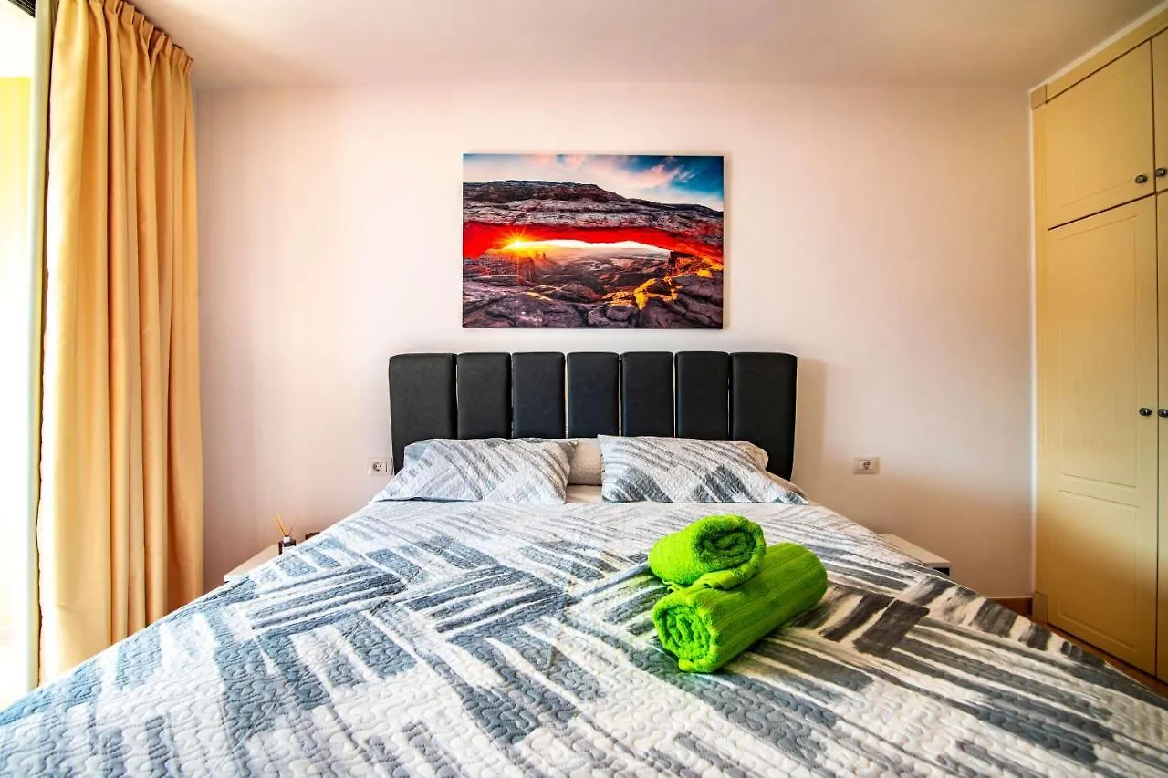 Lovely 1-Bedroom Apartment Whit Pool Puerto de Santiago  0*, Puerto de Santiago (Tenerife) Spagna